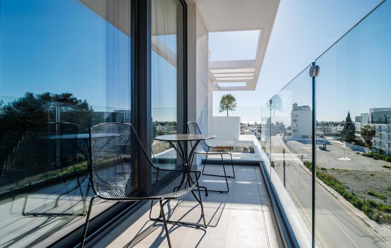 Regency Boutique Hotel Holiday Suites Paphos Exterior photo