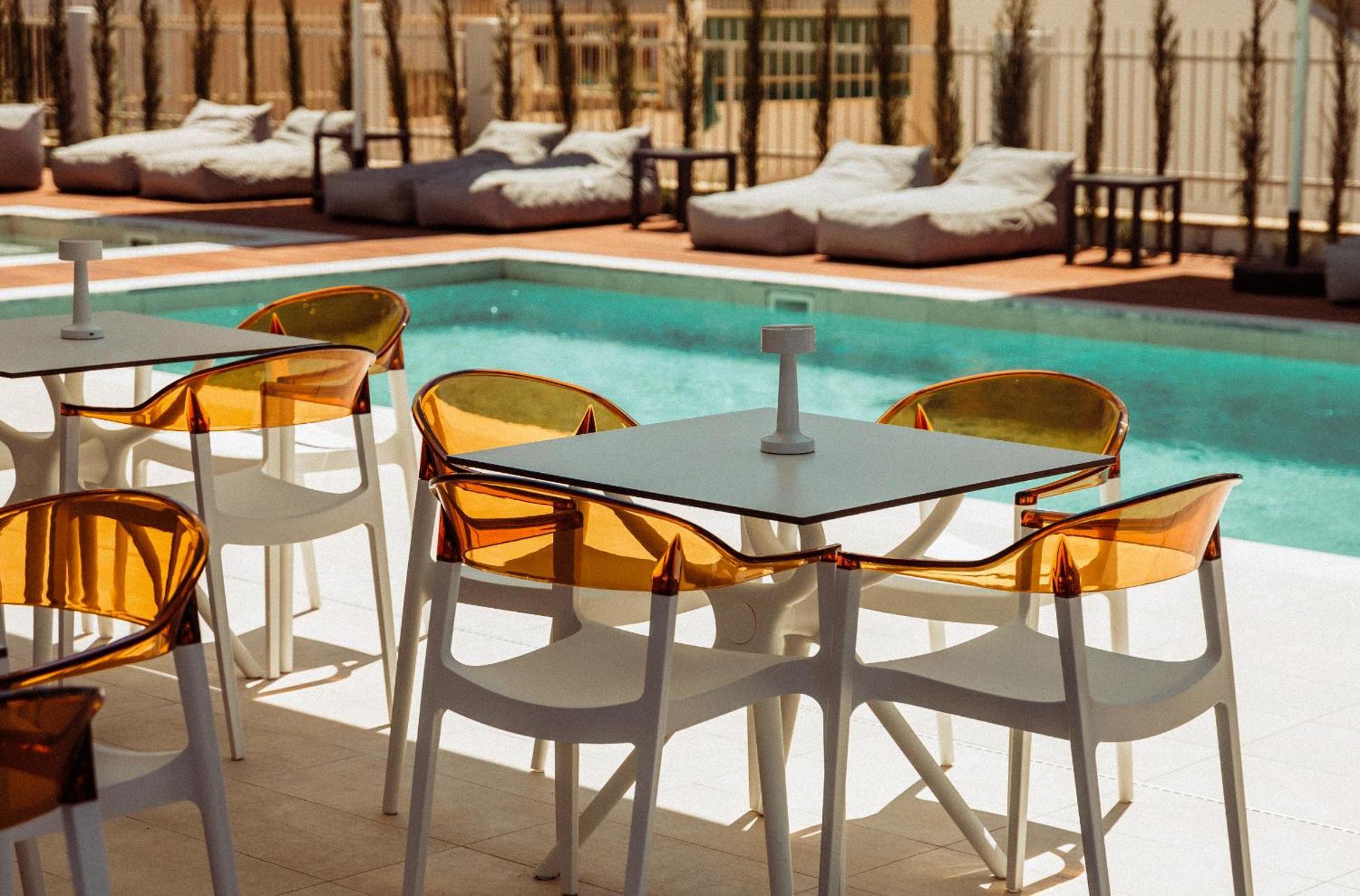 Regency Boutique Hotel Holiday Suites Paphos Exterior photo